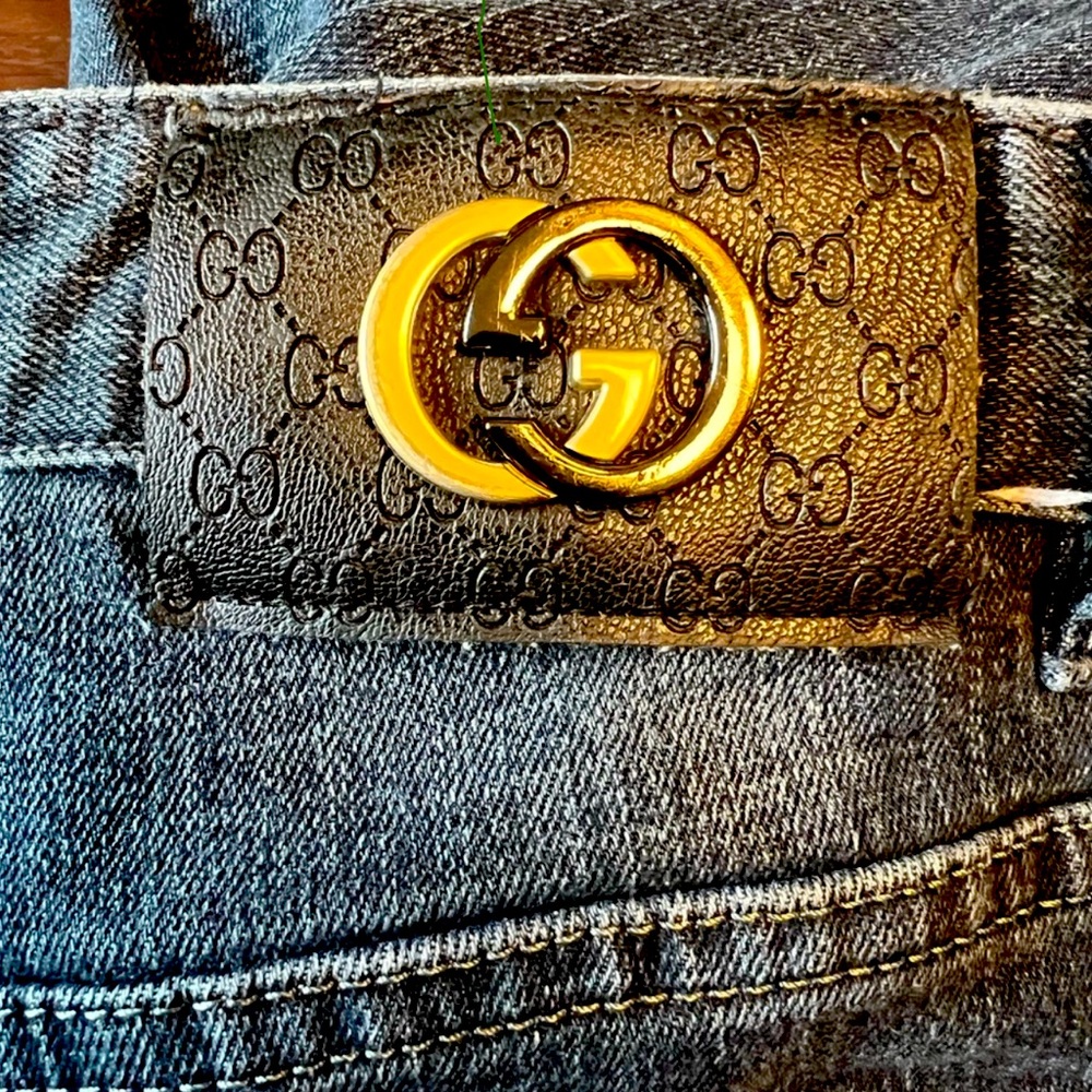 Men’s Gucci jeans. Size 32.